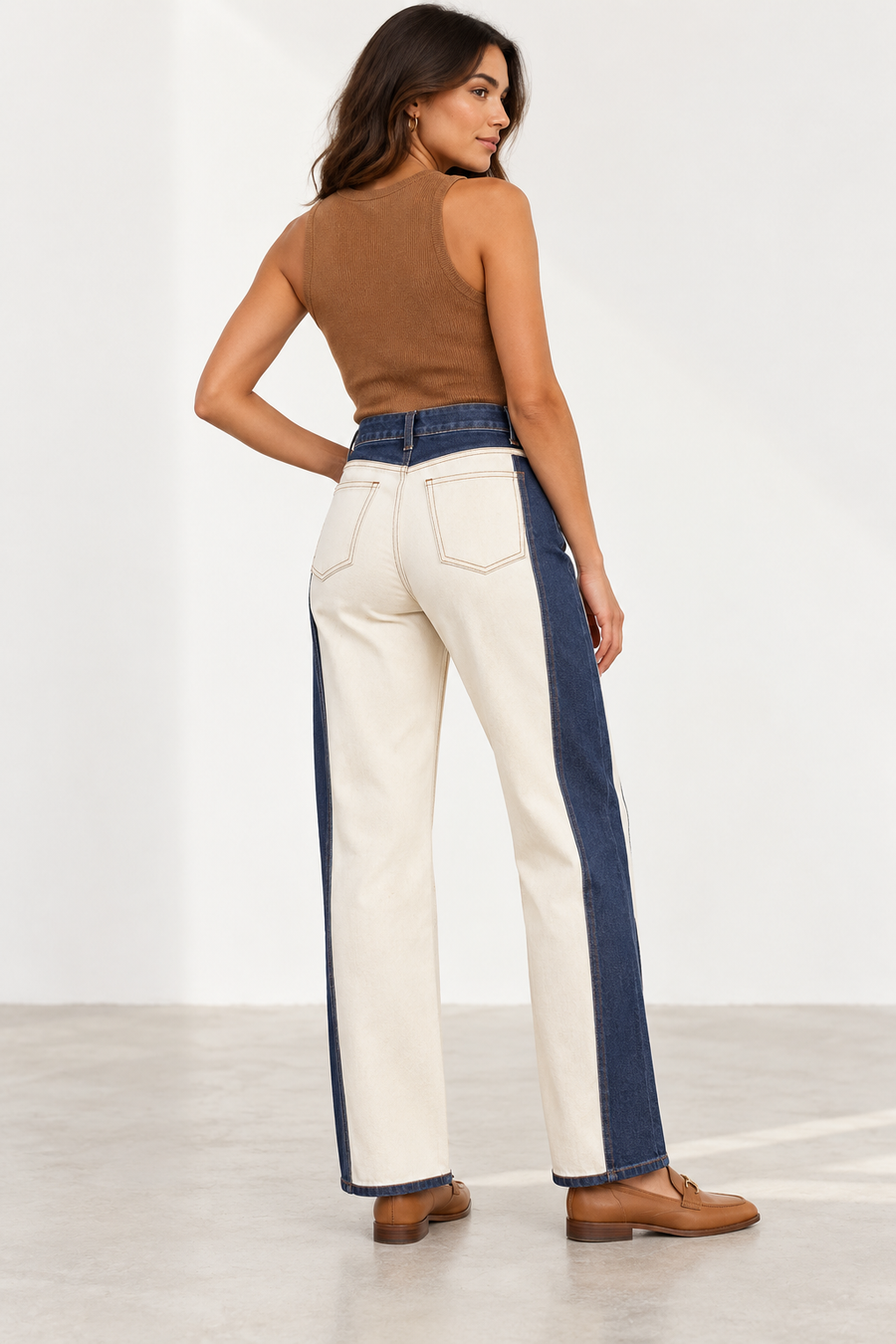 The Livia Contrast-Panel Straight-Leg Jean